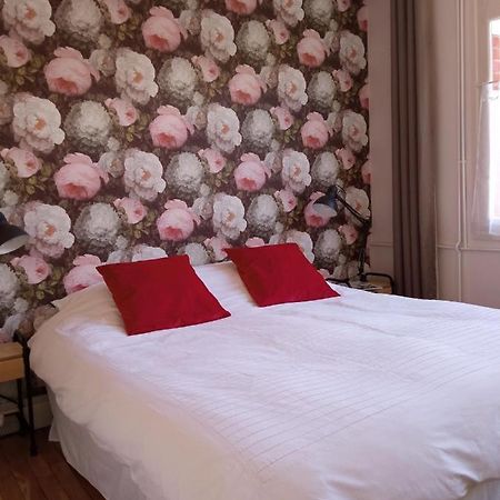 Au Pied Du Beffroi Apartment Arras Exterior photo